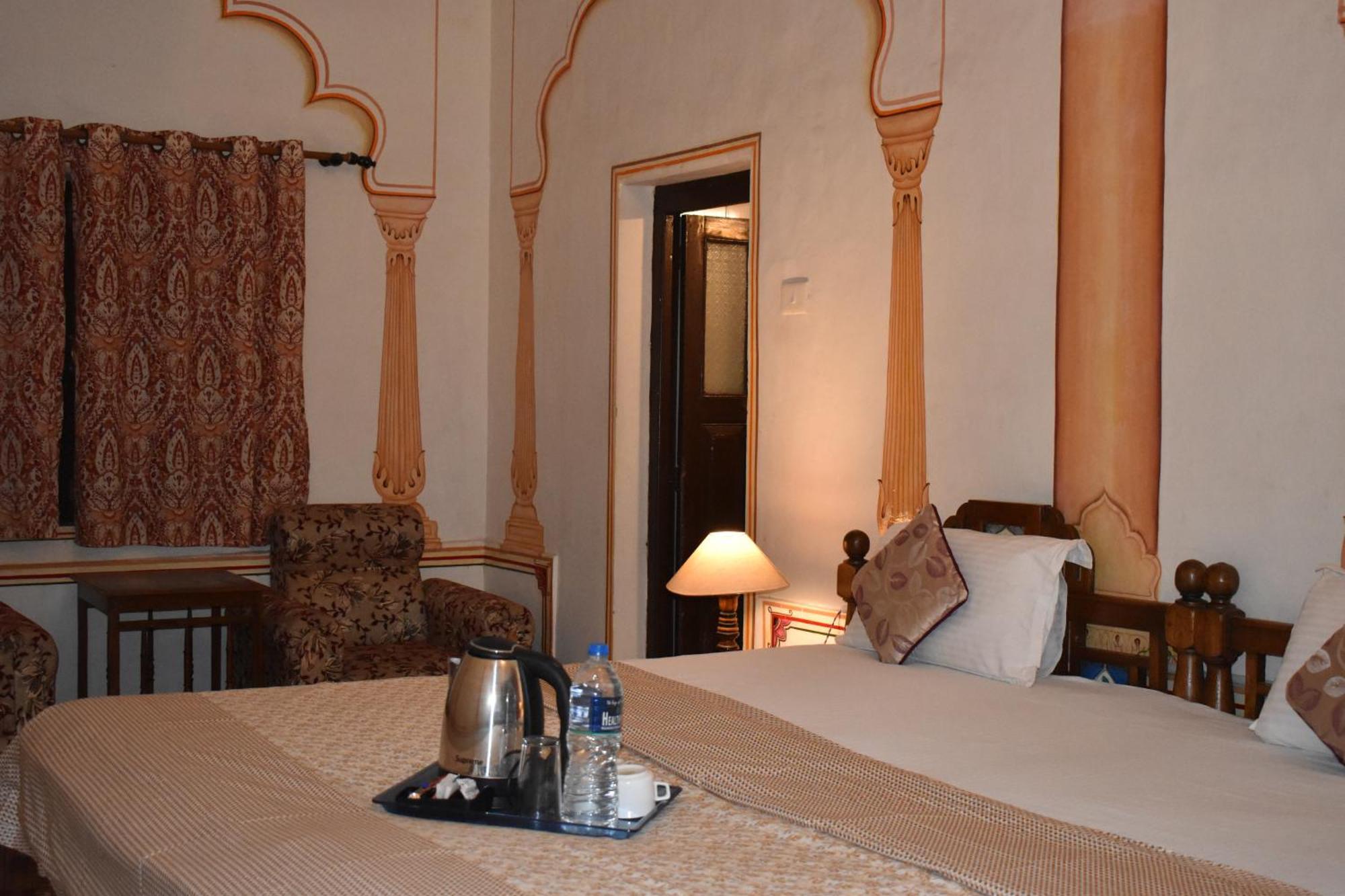 Hotel Nawal Sagar Palace - Būndi Rom bilde